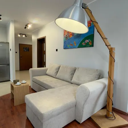 Modern Vero Piastowska