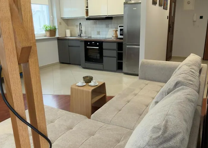 Modern Vero Piastowska Apartment