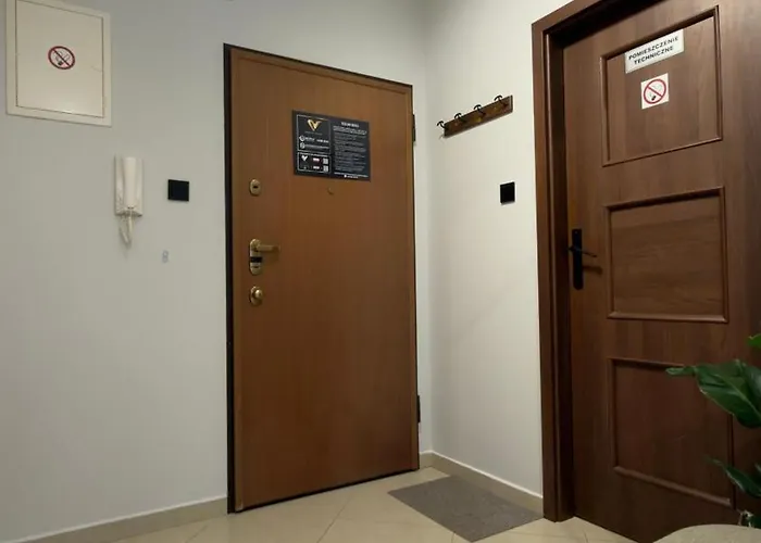 Modern Vero Piastowska Danzig